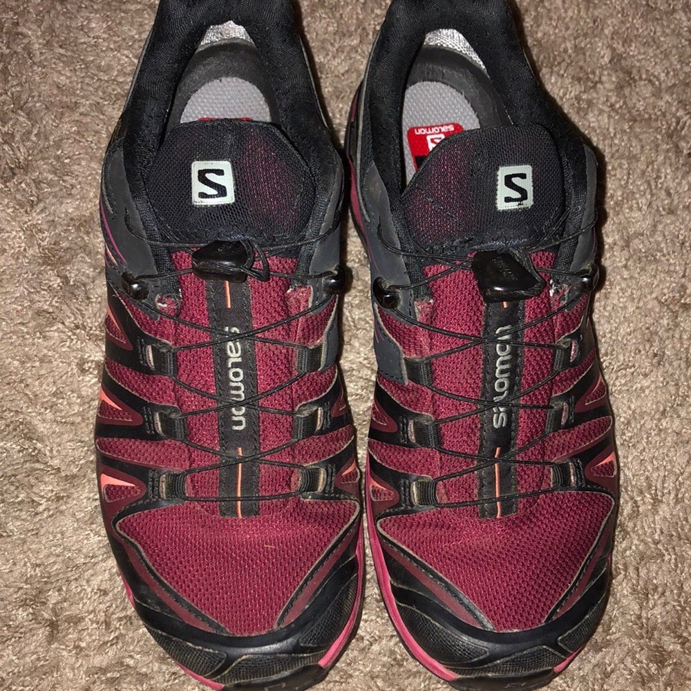 Brand New hiking shoes